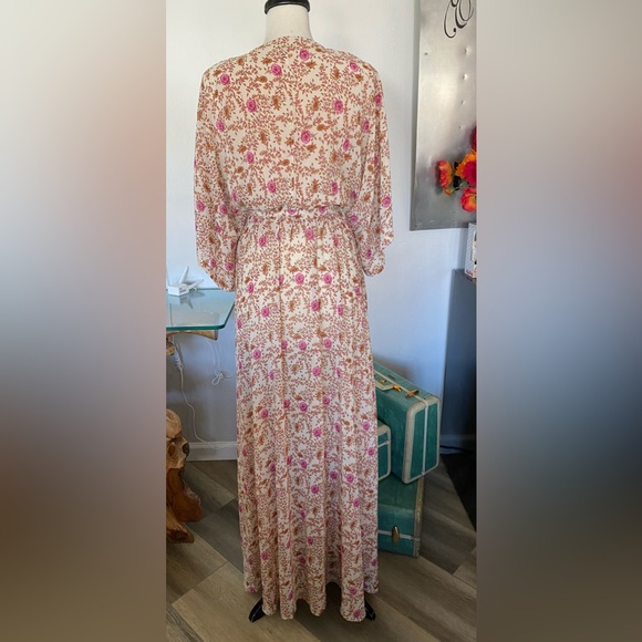 AAKAA MAXI FLORAL BOHO FLOWY RETRO WRAP ROMANTIC DRESS - Picture 3 of 10